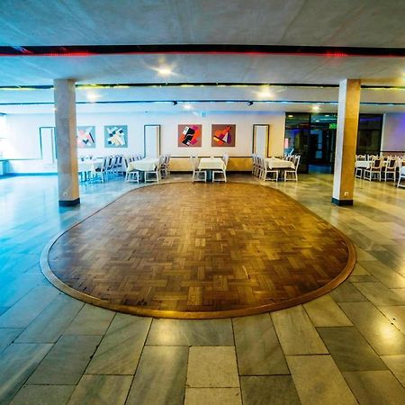 Hotel Accademia Ostrowiec Świętokrzyski Εξωτερικό φωτογραφία