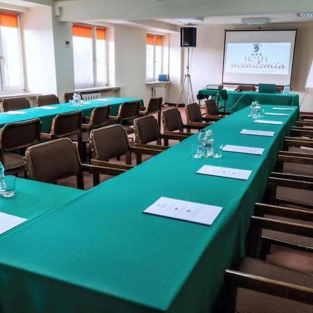 Hotel Accademia Ostrowiec Świętokrzyski Εξωτερικό φωτογραφία